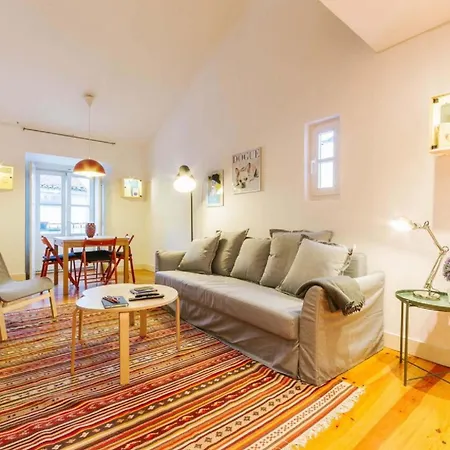 Apartment The Day Tripper At Chiado