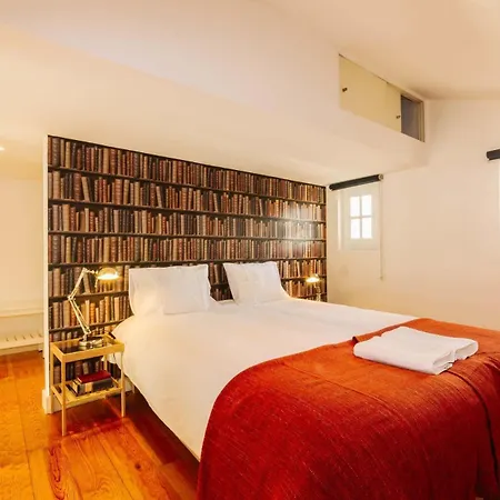 The Day Tripper At Chiado Apartment