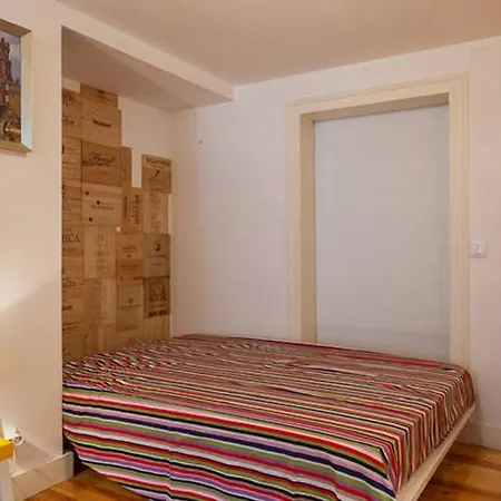 The Day Tripper At Chiado リスボン