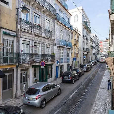 The Day Tripper At Chiado Appartement